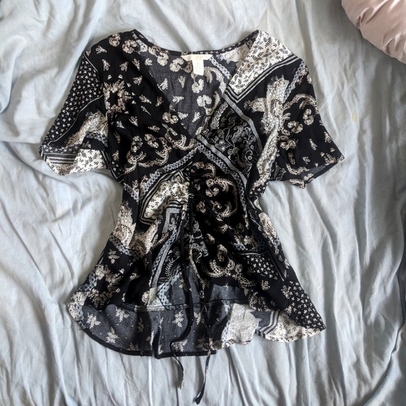 Ruched H&M paisley top - Picture 1 of 3